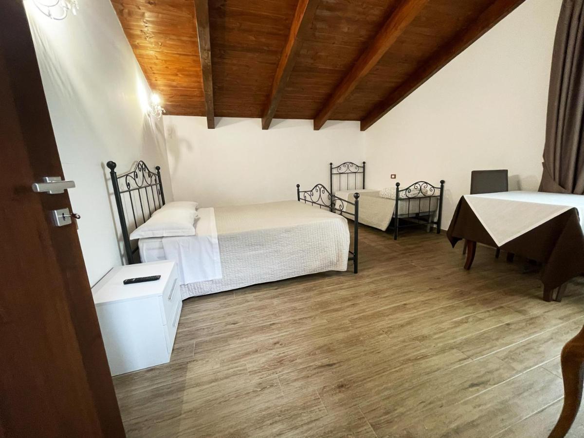 Tenuta Morrone Pertosa Екстер'єр фото