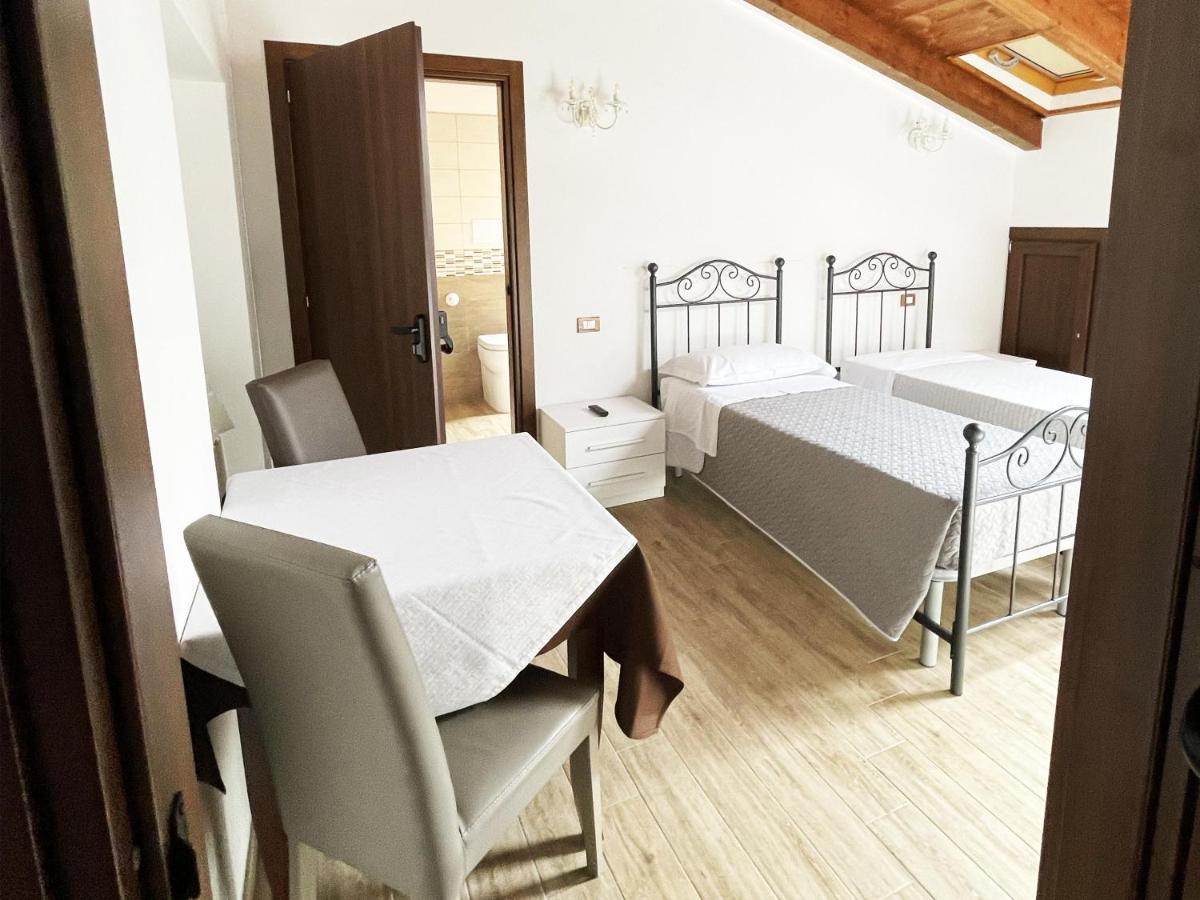 Tenuta Morrone Pertosa Екстер'єр фото